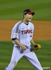 임찬규 ‘삼진 잡았어’