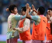 전원석, 또다시 앞서 간다