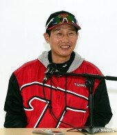 염경엽 감독, 우천 순연에 싱글벙글~