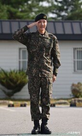 제이홉, 전역을 신고합니다!