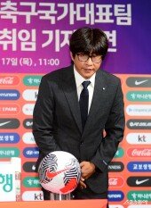 신상우 감독 ‘신임 여자축구대표팀 감독입니다’