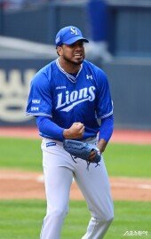 레예스, 내가 막았어!