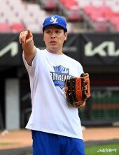 강민호, 한국시리즈 1차전 승리하자!