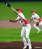 네일, 실점 위기를 넘긴 호수비!