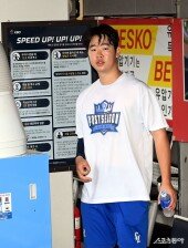 황동재, 한국시리즈 2차전 선발 임무!