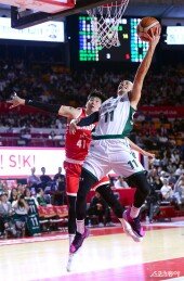 이관희 ‘팔을 쭉’