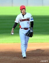 박찬호, 실책이 아쉬워~