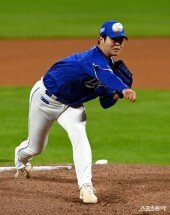 황동재, 힘찬 투구~