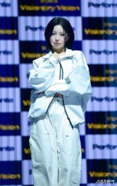 트리플에스 VV 정혜린, 가녀린 소녀