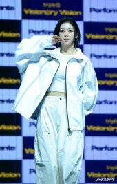 트리플에스 VV 카에데 ‘무대 기대해주세요’