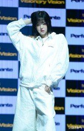 트리플에스 VV 린 ‘오늘은 삐딱하게’