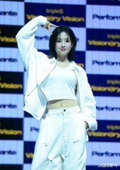 트리플에스 VV 지연 ‘발레리나 출신’