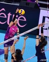 김연경, 블로커를 피해서