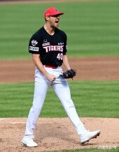 네일, 삼진 잡고 포효!