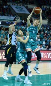 양인영 ‘볼은 내가’