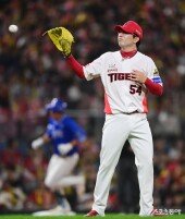 양현종, 아쉬운 백투백 홈런