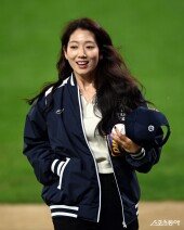 박신혜, 환한 미소~