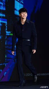 지창욱, 믿기 힘든 비주얼