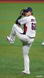 정해영 ‘가볍게 와인드업’