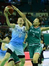 김지영, 쫓아간다