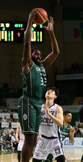 오누아쿠 ‘높이가 달라’