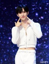 이펙스 예왕 ‘귀여운 볼콕~’