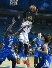 먼로 ‘리바운드는 위치야’