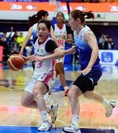 조수아, 내 앞길을 가로막지마~