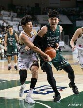 강상재 ‘반칙 안돼’