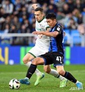 김동민, 이건 내 볼이야~