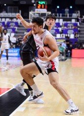 고메즈 ‘힘으로 하자’