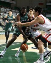 오누아쿠 ‘공은 어딨어’