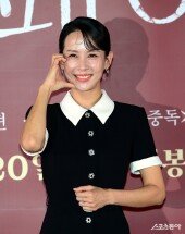 조여정 ‘미소에 빠져드는 매력~’