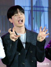 육성재, 이렇게 잘생긴 좀비 보셨나요?