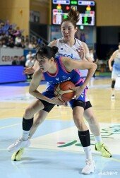 이해란 ‘리바운드는 내가’