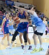 강유림 ‘잡았다’