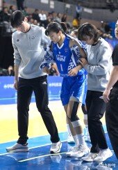 변하정, 발목 부상으로 교체