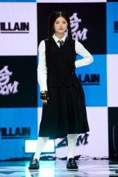 배드빌런 켈리 ‘인형같은 미모~’