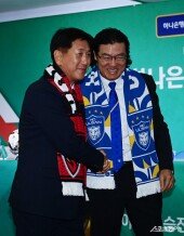 코리아컵 결승 앞둔 박태하 감독-김판곤 감독