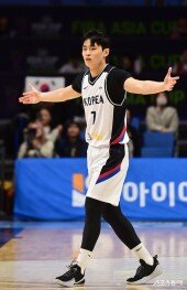 유기상, 위기마다 터지는 3점슛