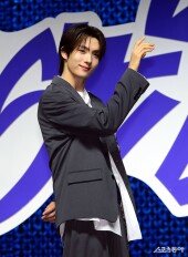 투어스 영재 ‘시그니처 포즈~’