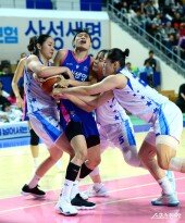 이해란 ‘몇 명이 붙는거야’