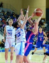 배혜윤 ‘리바운드 성공’