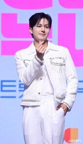 마이트로 막내 서우혁의 손하트