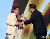 심재학 단장 ‘(김)도영 축하한다’