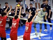 파즐리 ‘3명의 블로커도 문제없어~’