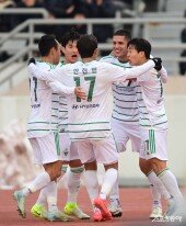 티아고, 선제골 성공이야!