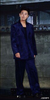 주지훈, 조명가게 사장님 등장