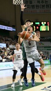 박지훈 ‘파울이야’