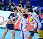 김형근, 완벽한 스파이크